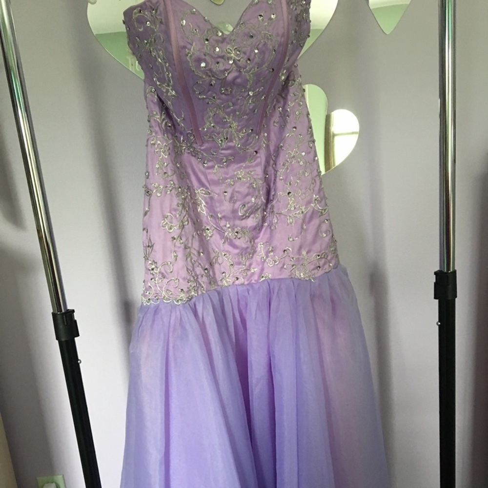 Fit and flare purple strapless gown